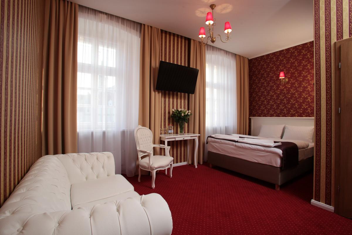 ניסה Hotel Court Park מראה חיצוני תמונה
